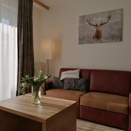 Ferienwohnung Feldberg Schwarzwaldnest 아파트 *